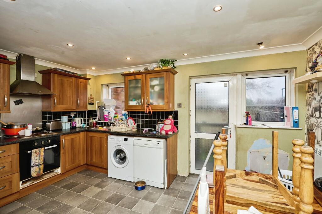 3 bed Semi-Detached