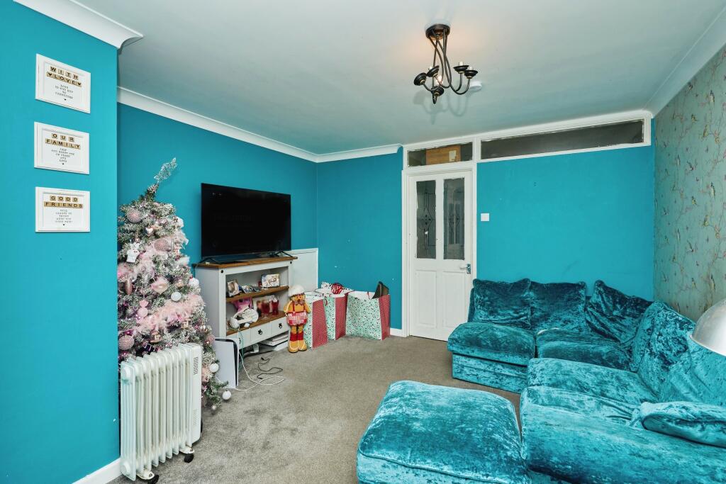 3 bed Semi-Detached