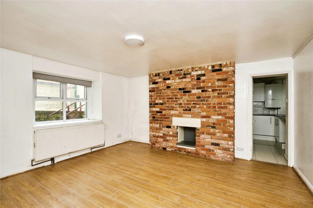 3 bed Maisonette