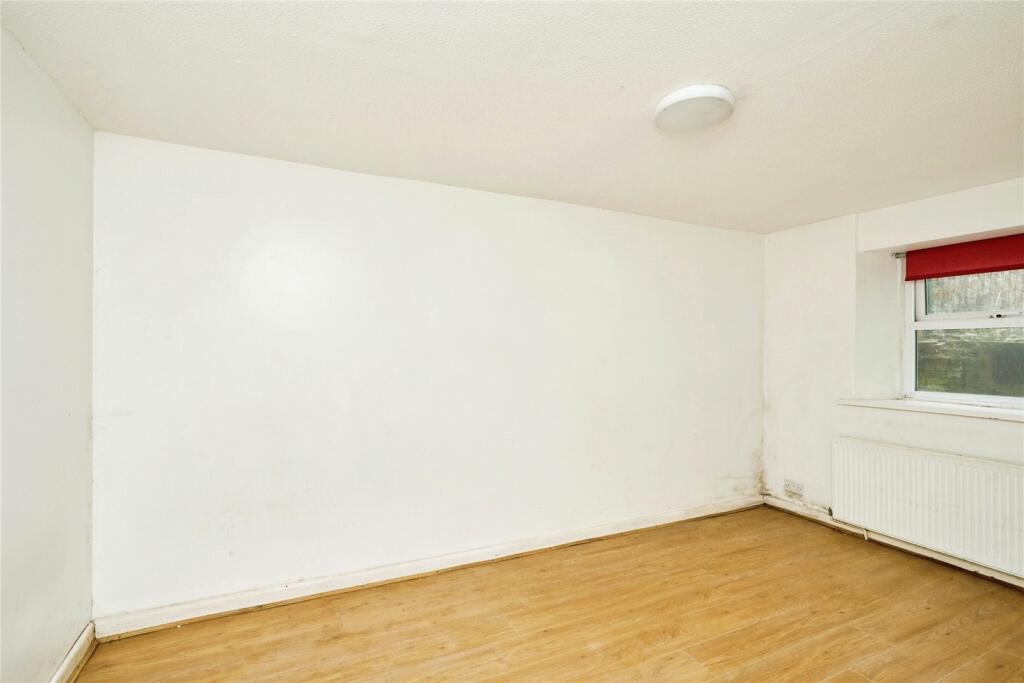 3 bed Maisonette