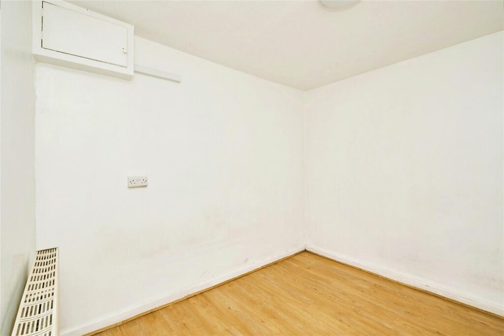 3 bed Maisonette
