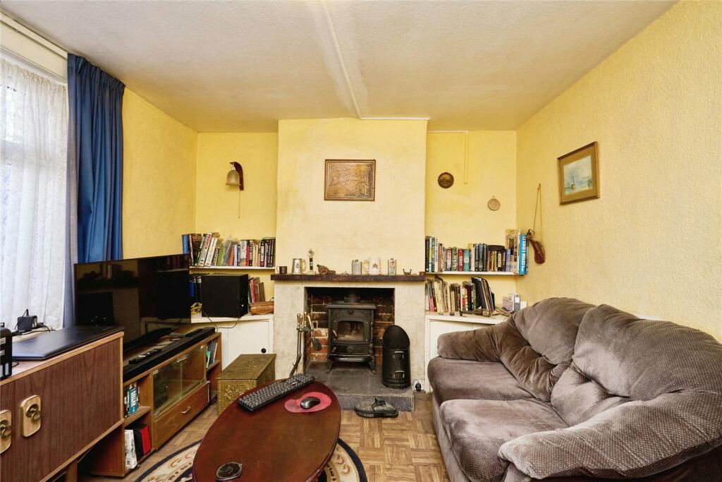 2 bed Terraced