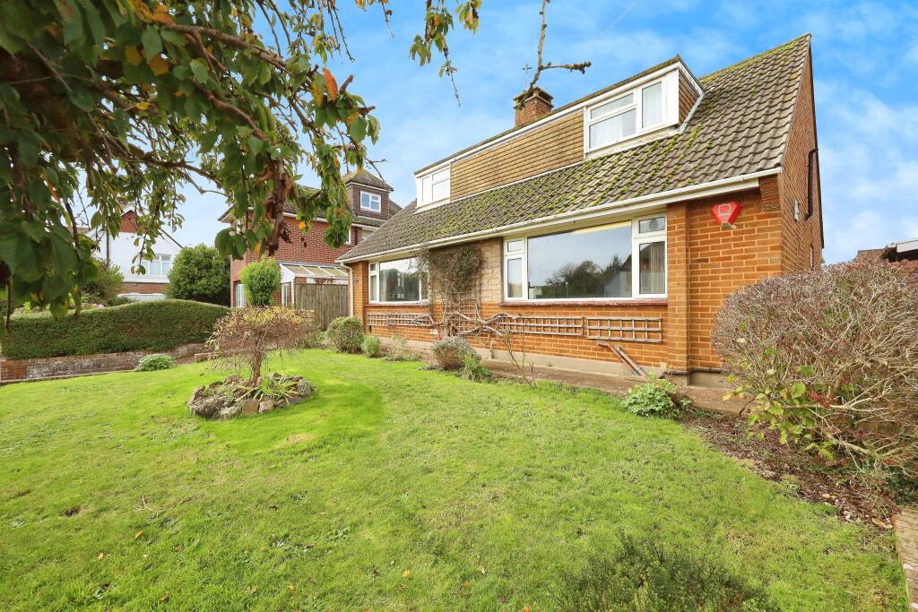 3 bed Detached Bungalow