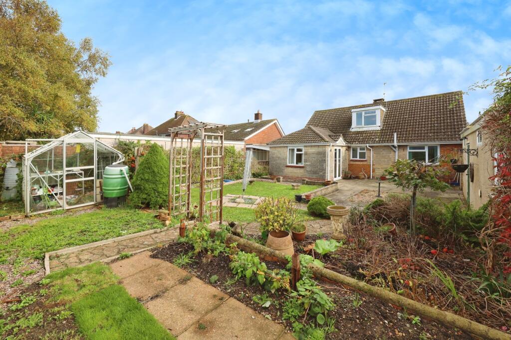 3 bed Detached Bungalow