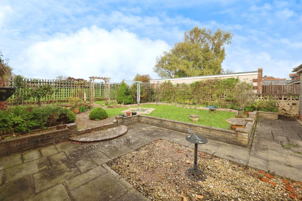 3 bed Detached Bungalow