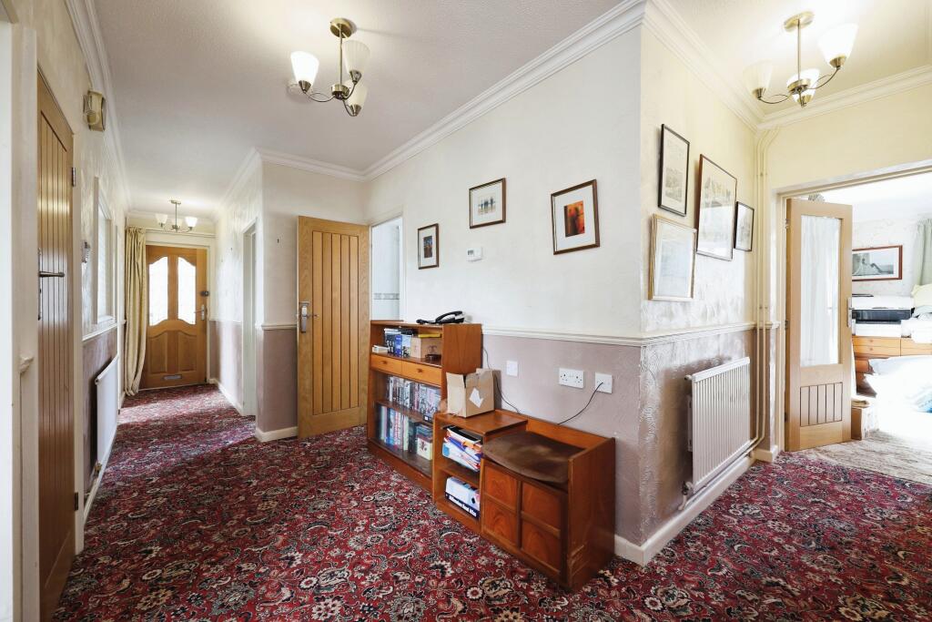 3 bed Detached Bungalow