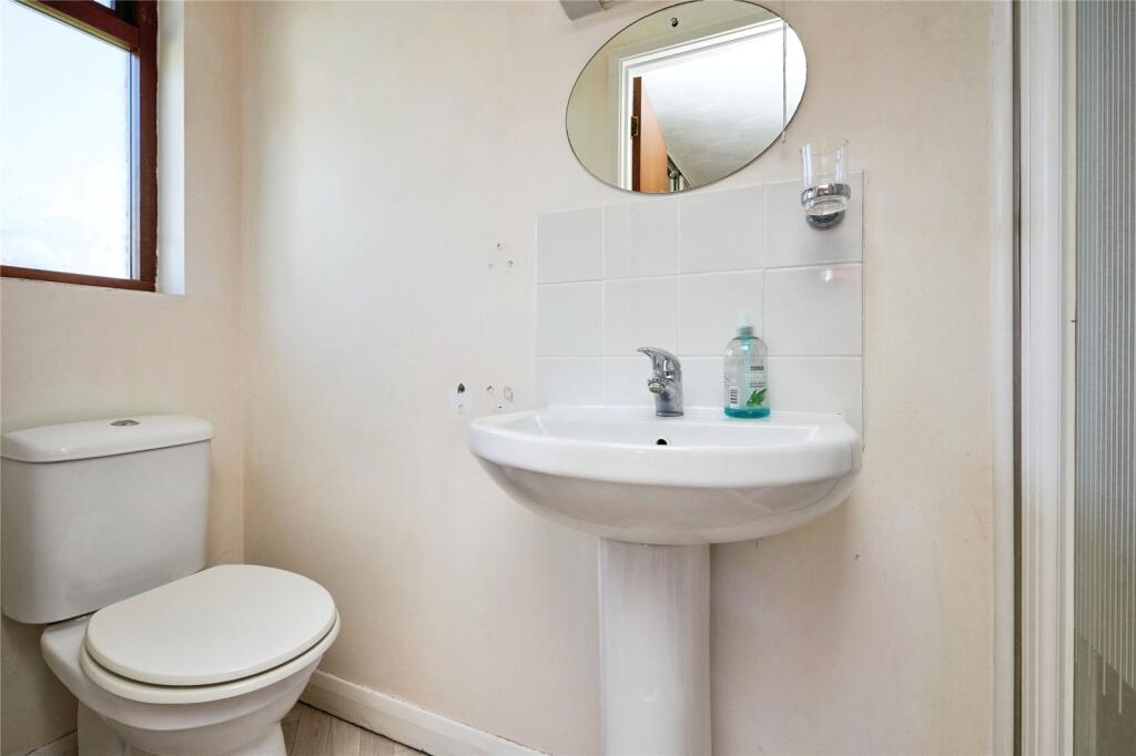 4 bed Detached Bungalow