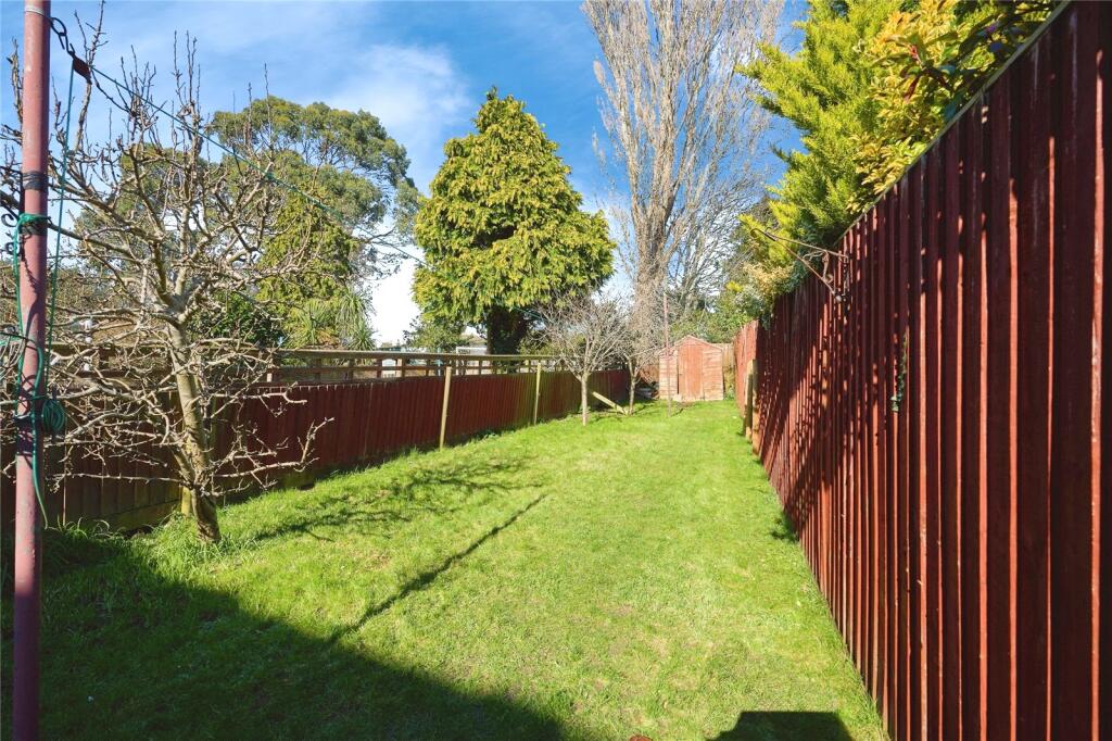 4 bed Detached Bungalow