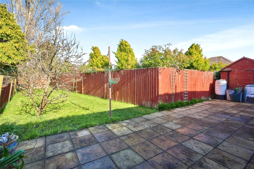 4 bed Detached Bungalow