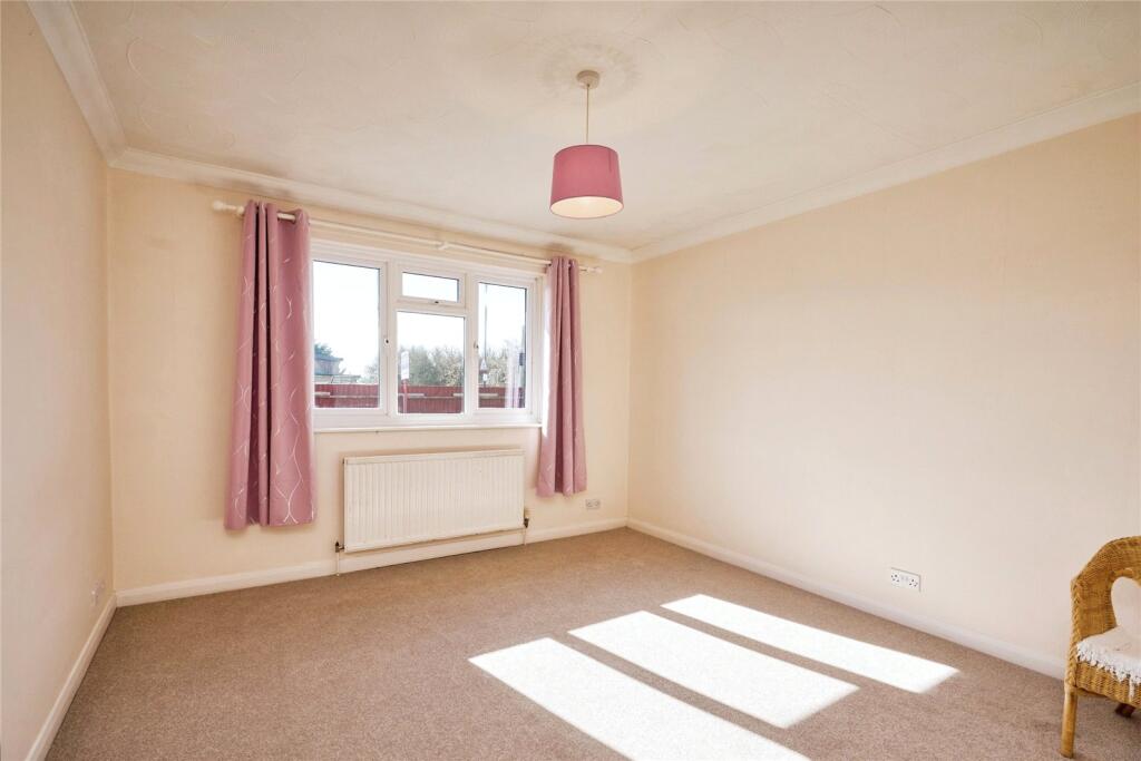 4 bed Detached Bungalow