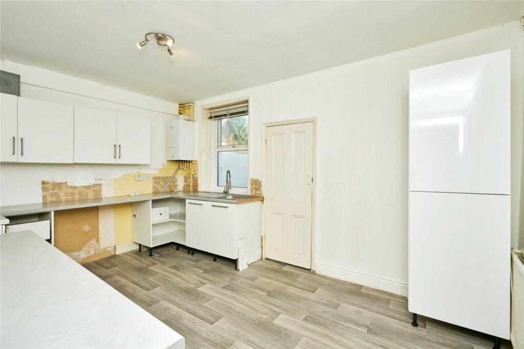 2 bed Semi-Detached