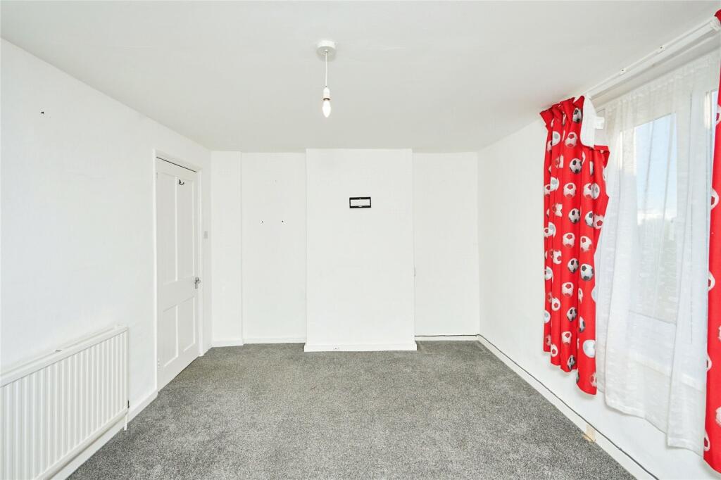 2 bed Semi-Detached