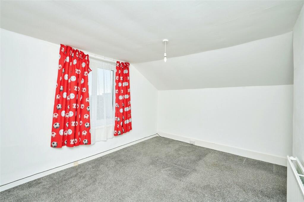 2 bed Semi-Detached