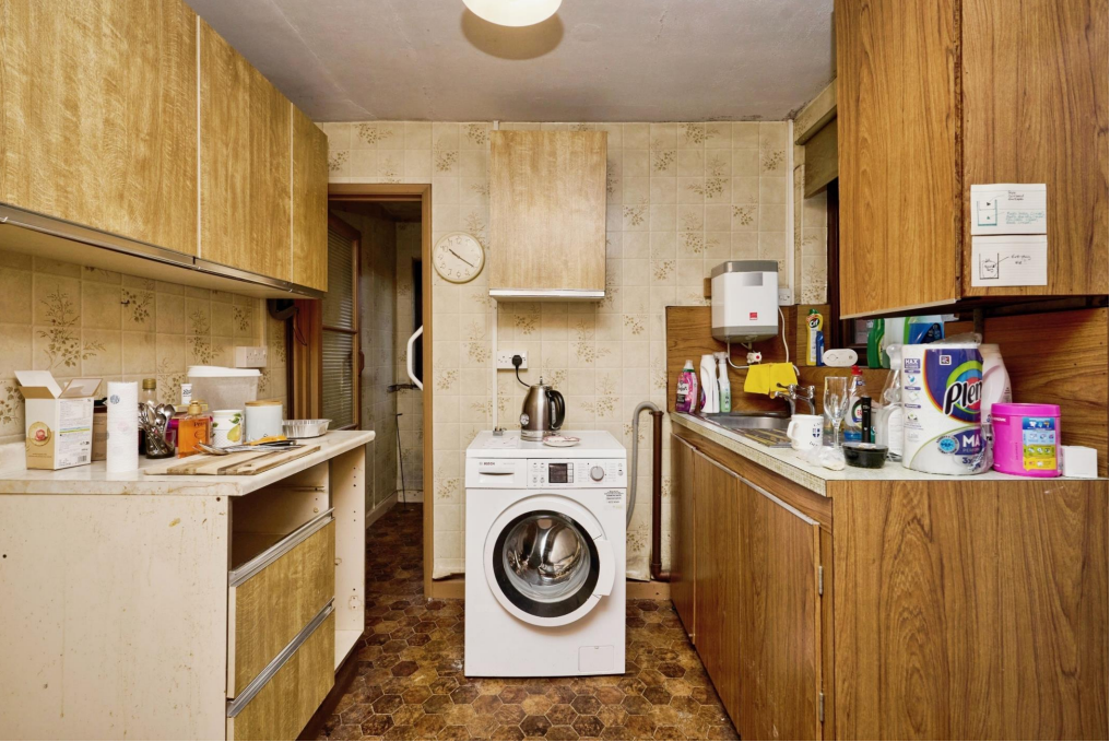 3 bed End of Terrace