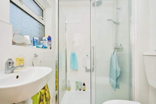 3 bed End of Terrace