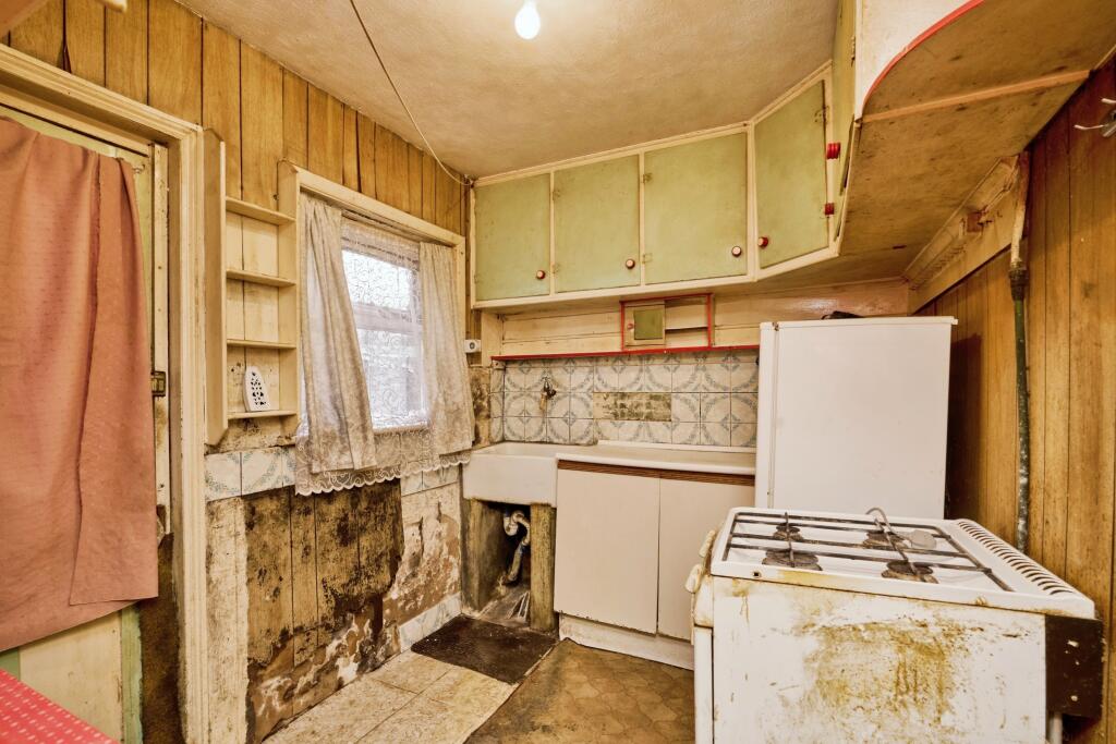 3 bed Terraced