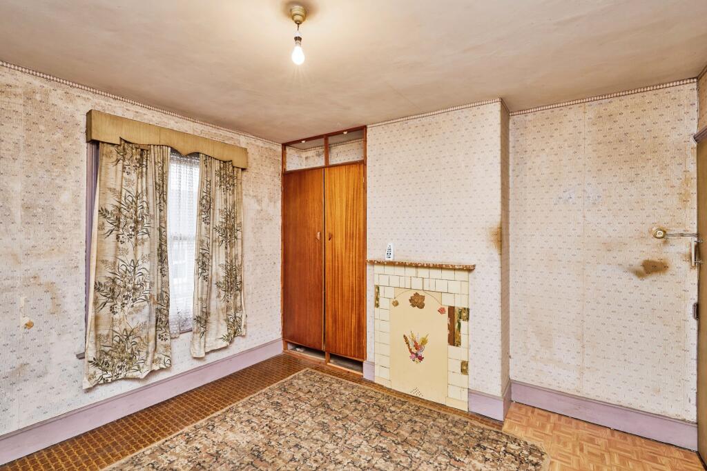 3 bed Terraced
