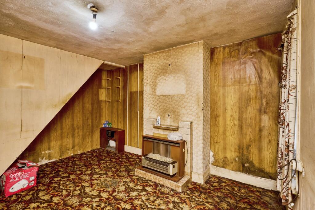 3 bed Terraced