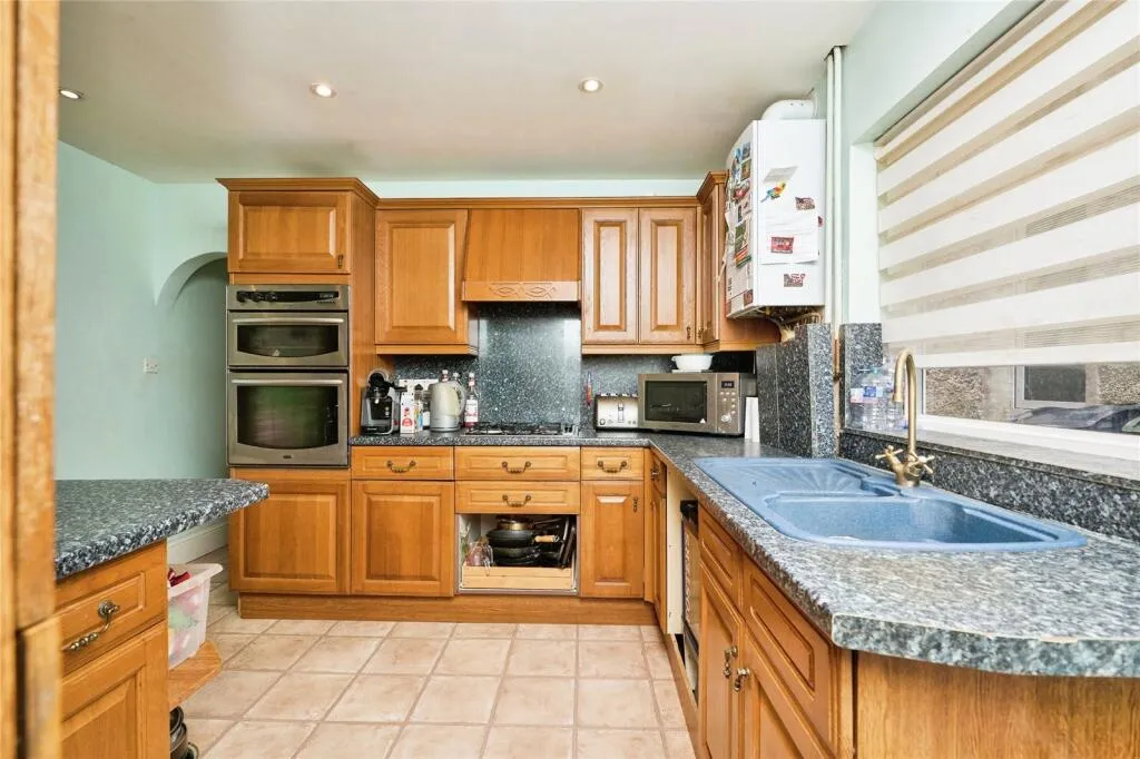 3 bed Semi-Detached