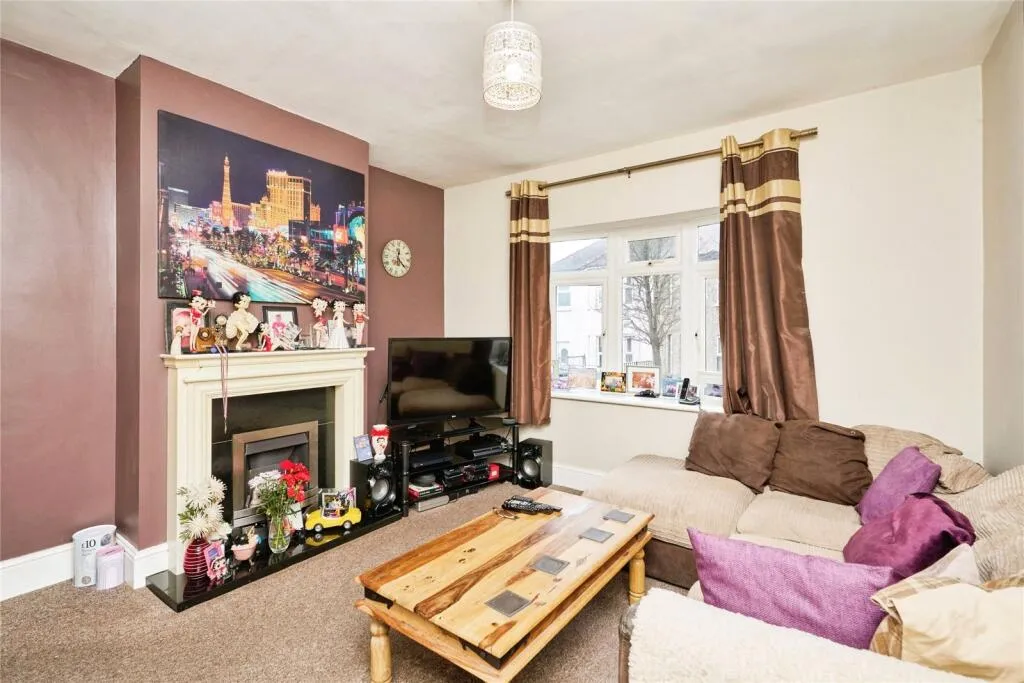 3 bed Semi-Detached