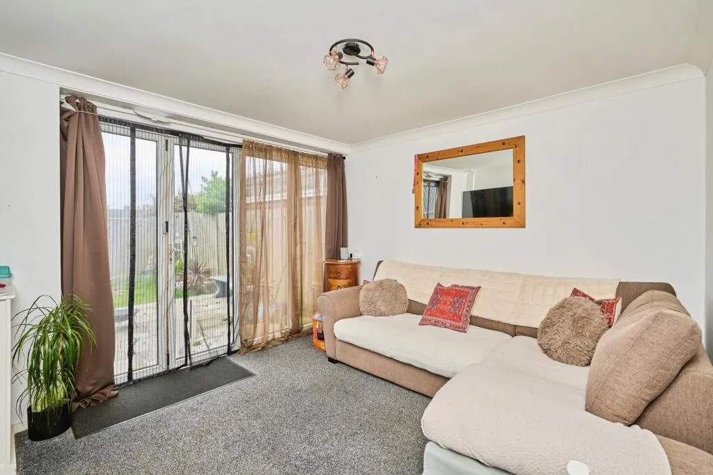 2 bed Ground Maisonette
