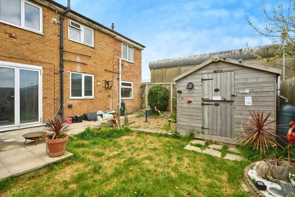 2 bed Ground Maisonette