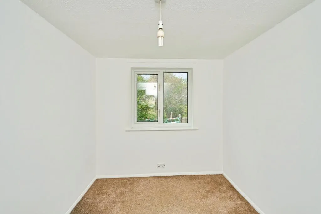 2 bed Maisonette
