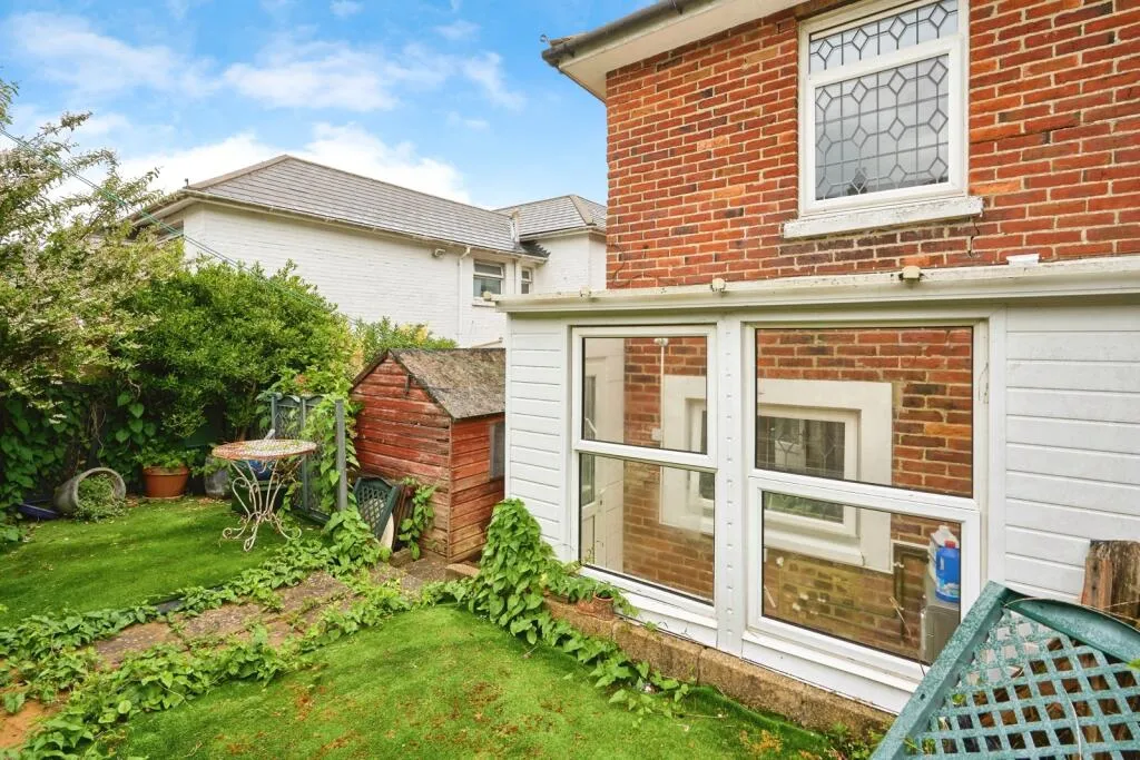 4 bed Semi-Detached