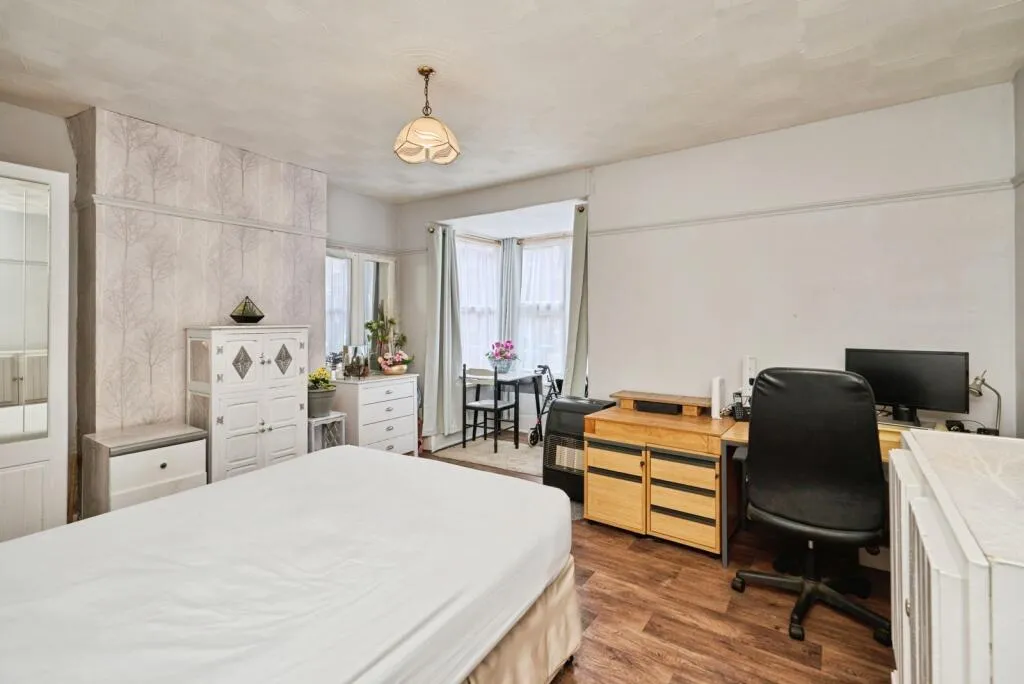 2 bed Detached Bungalow