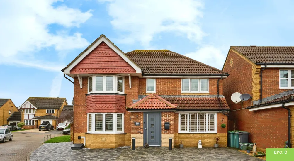 4 bed Detached