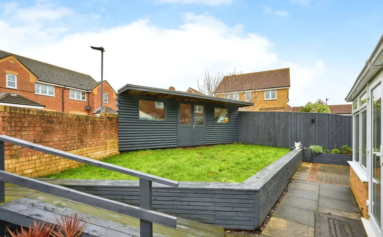 4 bed Detached