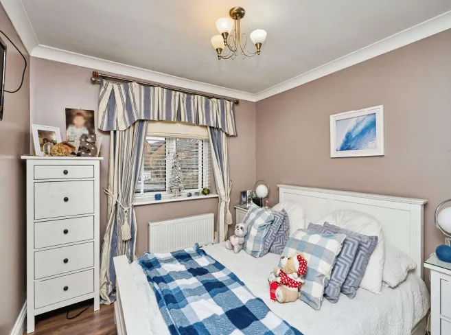 4 bed Detached