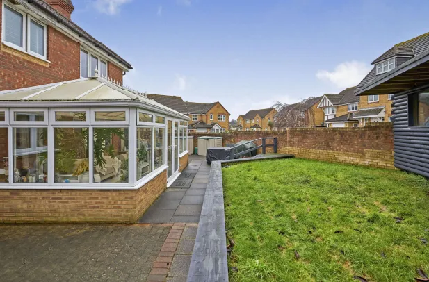 4 bed Detached