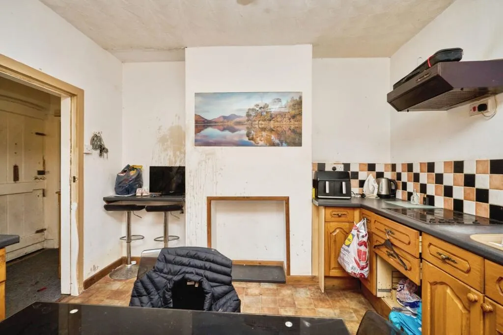 4 bed Terraced
