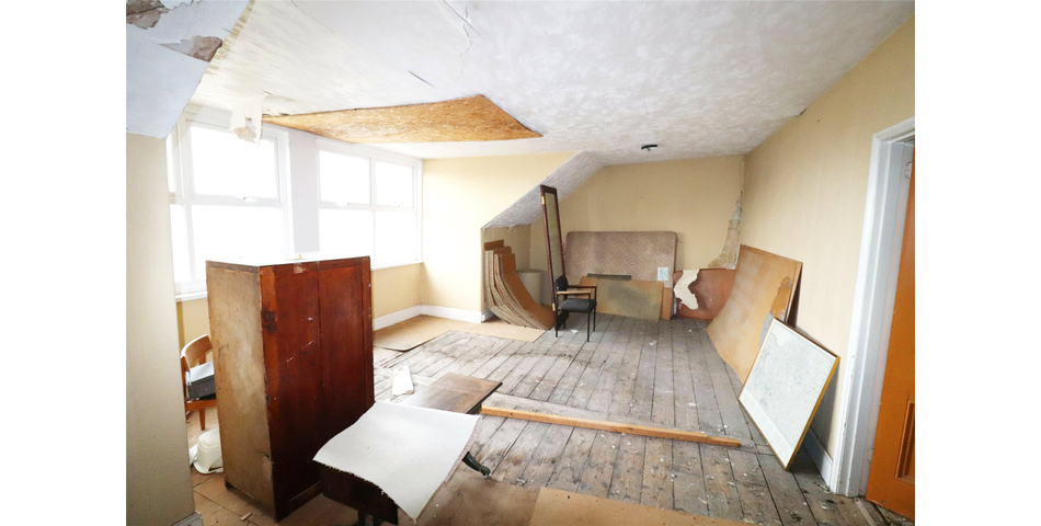 FOR SALE BY ONLINE AUCTION - AUCTION END DATE FRIDAY 9TH OF JUNE 2023 AT 12 NOON 