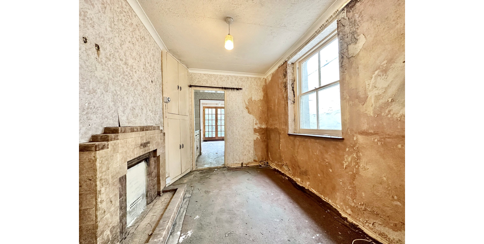 This deceptively spacious 3 bedroom terraced home is a proper renovation project but has great scope and potential 