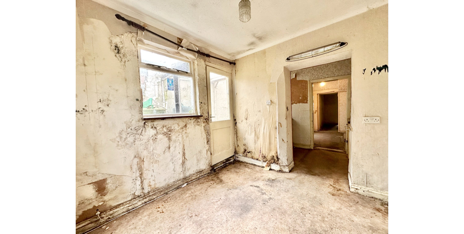 This deceptively spacious 3 bedroom terraced home is a proper renovation project but has great scope and potential 
