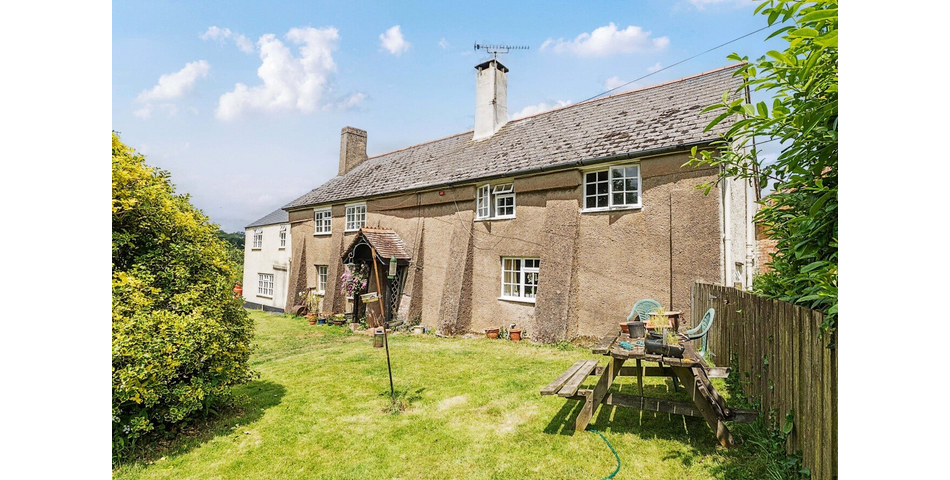 Farmhouse, Barns and Land