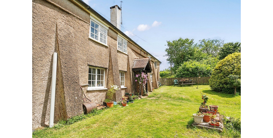 Farmhouse, Barns and Land