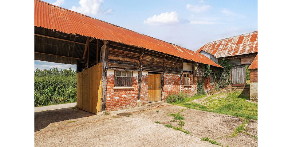 Farmhouse, Barns and Land