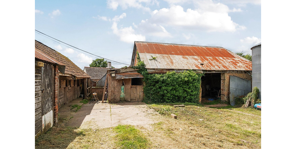 Farmhouse, Barns and Land