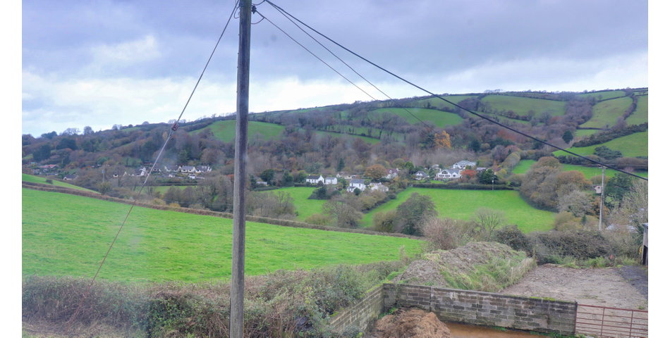 Charming characterful cottage in need of modernisation and updating enjoying delightful views and locate in a semi-rural location