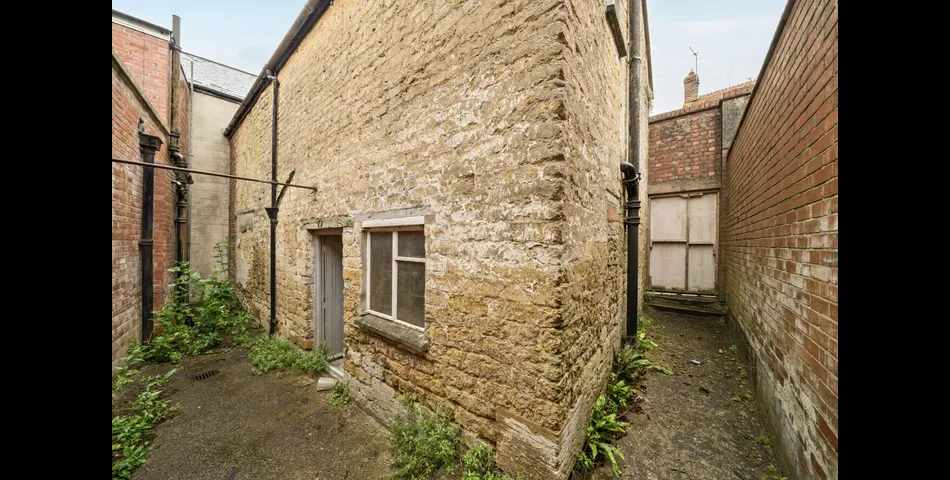 Exciting Town Centre Development Opportunity — Flexible Use Potential & Auction Sale