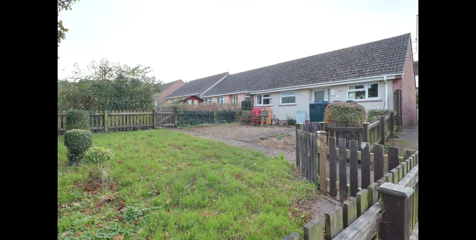 10 Hill Lane, Carhampton, Minehead, Somerset, TA24 6NA