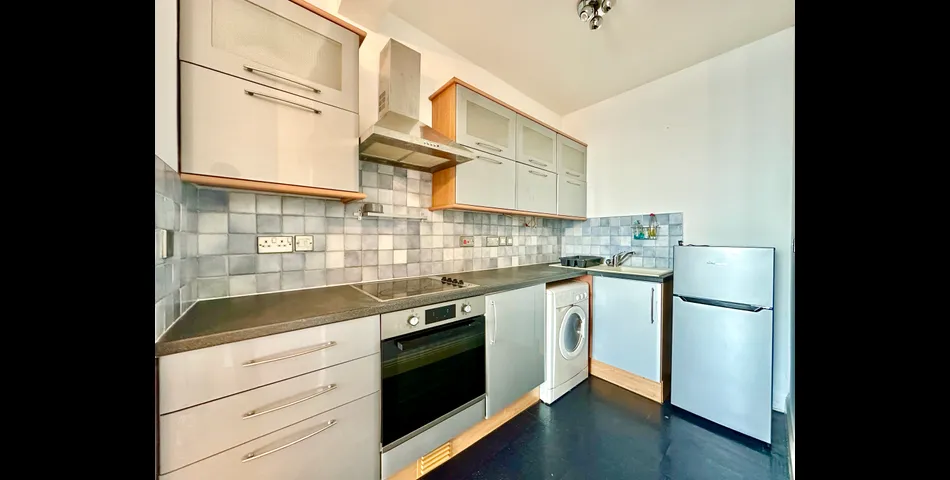 Flat 7, Rockcliffe Court, Ilfracombe, EX34 9BU