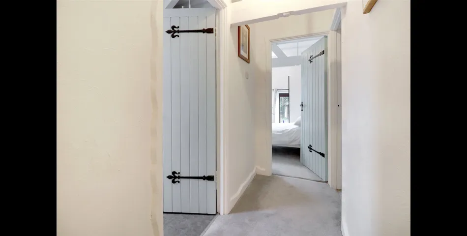 TWO BEDROOM HOLIDAY HOME IN WOOLSERY, NORTH DEVON ONLY 4 MILES FROM THE COAST - IDEAL 2ND HOME OR HOLIDAY LET