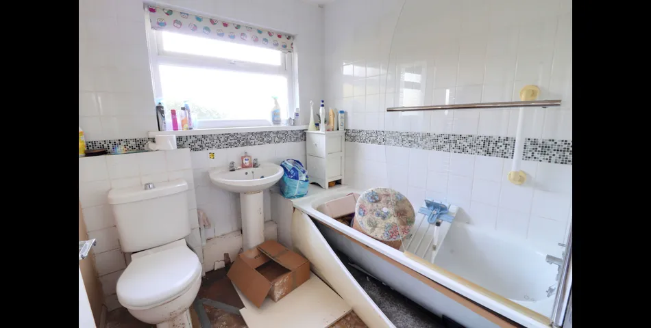 64 Fern Way, Ilfracombe, Devon, EX34 8JS