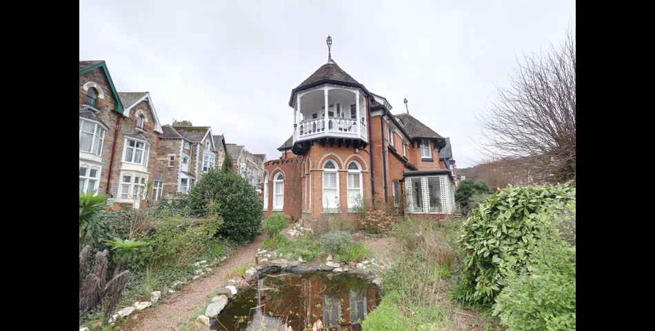 Brookdale Lodge, 1 Brookdale Avenue, Ilfracombe, Devon, EX34 8DB