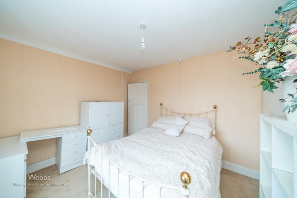 3 bed Semi-Detached