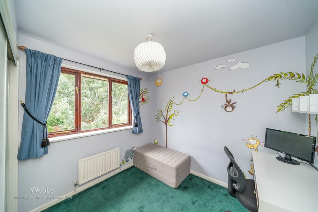 4 bed Detached